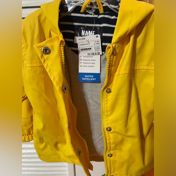 Kids rain coat - Picture 2 of 4